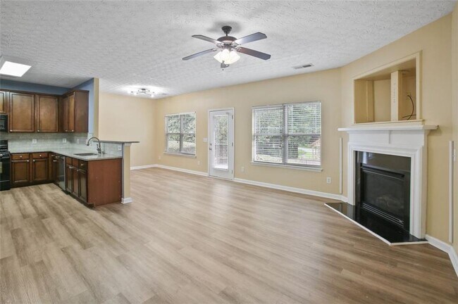 Building Photo - 5078 McEver View Dr
