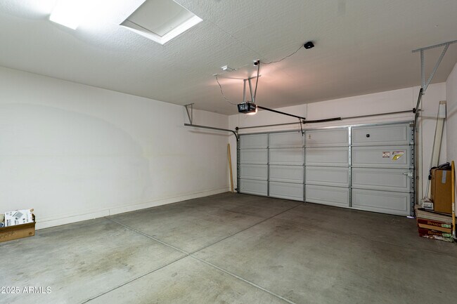 Building Photo - 453 W Lantana Pl