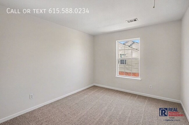 Building Photo - 120 Tyne Dr