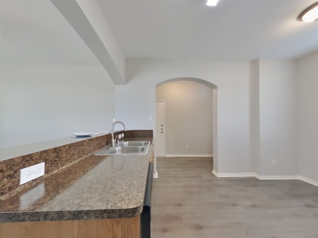 Building Photo - 3963 Mossy Spring Ln