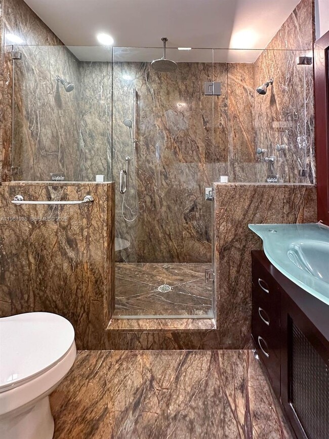 Building Photo - 1255 Jackson St