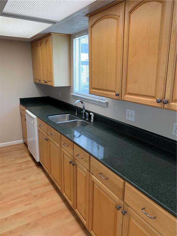 Building Photo - 1725 Toomey Rd