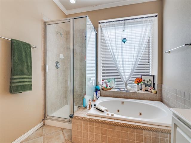 Building Photo - 6009 Glen Abbey Ct