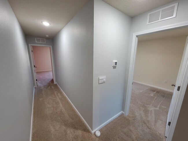 Building Photo - 7635 Legacy Trl