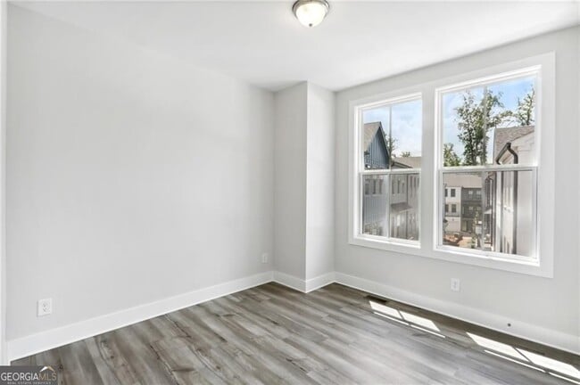 Building Photo - 138 Chestnut Cir