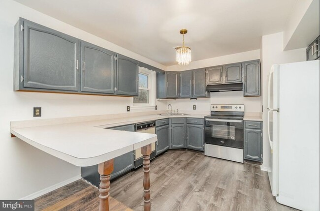 Building Photo - 2722 Buxton Ct