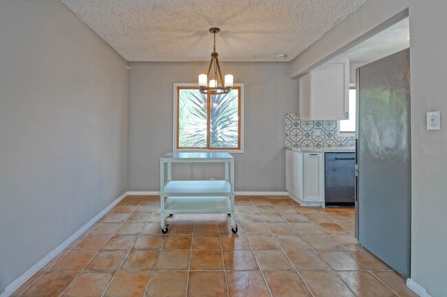 Building Photo - ENJOY INDOOR/OUTDOOR CALIFORNIA LIVING IN THIS CHARMING & STYLISH, 3BR1.5BA GOLDEN HILLS HOME W/ ...