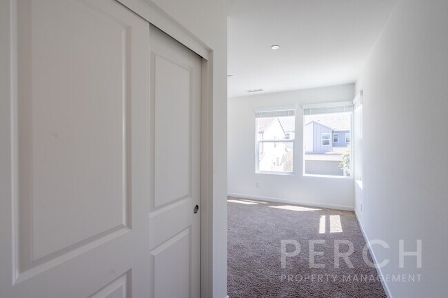 Building Photo - 24473 Sonieta Ct