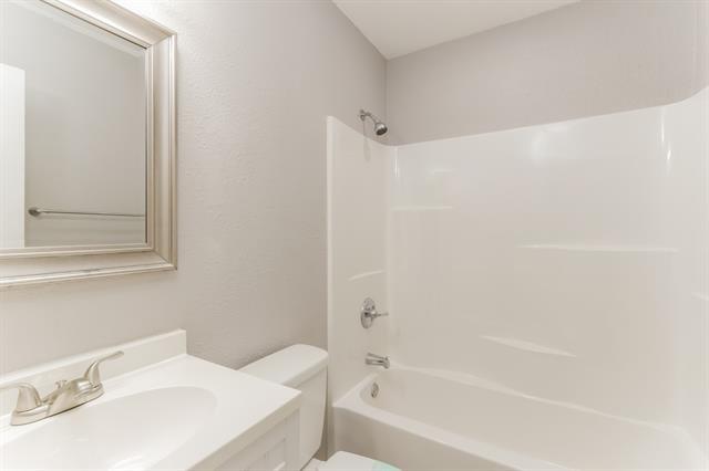 Building Photo - 224 Woodgrove St