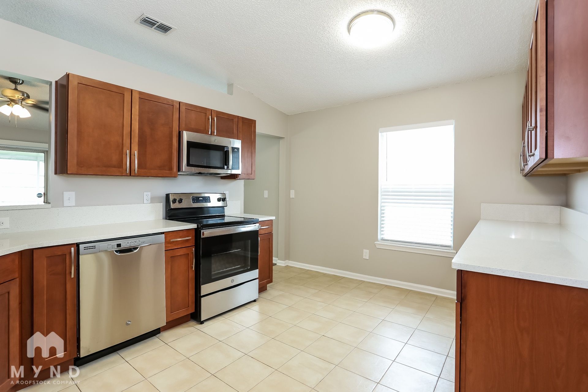 Building Photo - 3442 Volley Dr