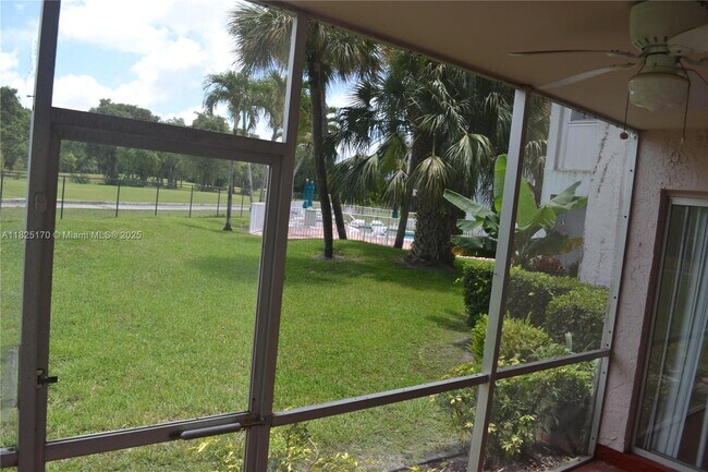 Building Photo - 8000 Lagos De Campo Blvd