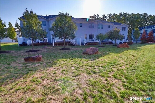 Building Photo - 15 Gianna Dr