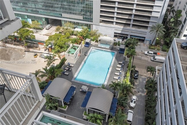 Building Photo - 185 SE 14th Terrace