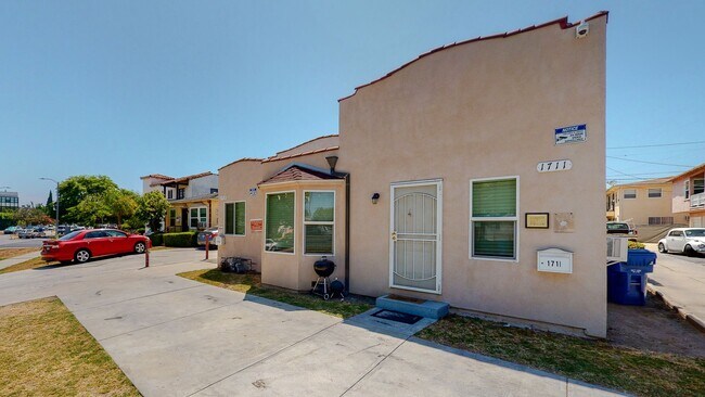 Building Photo - 1711-1713 Redondo Blvd