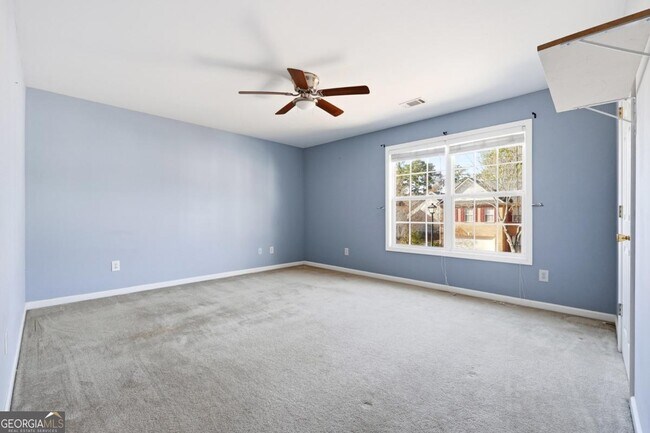 Building Photo - 5440 Village View Ln SW