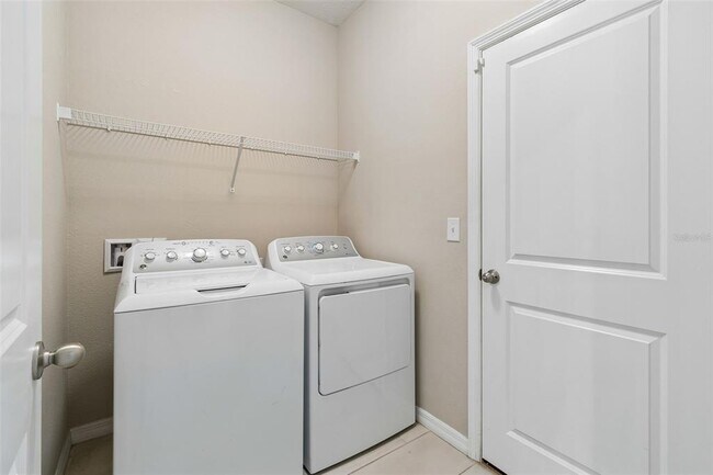 Building Photo - 2959 Storybrook Preserve Dr