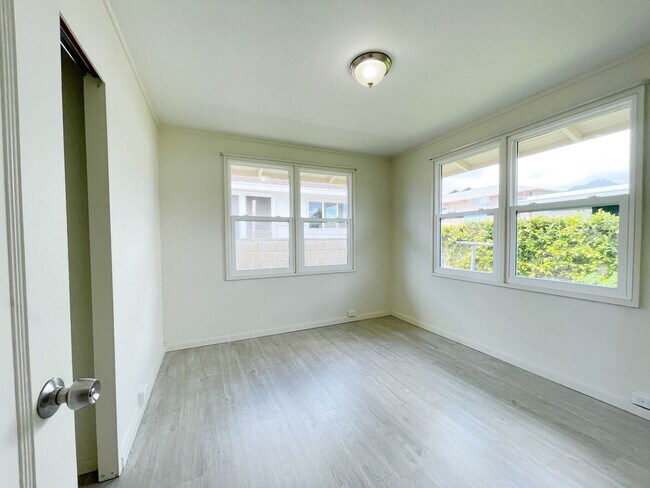 Building Photo - Pet Friendly Kailua House with A/C