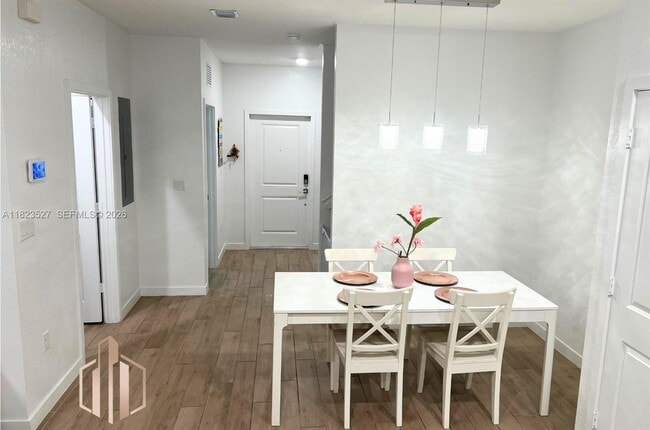 Building Photo - 1178 SE 23rd Ave