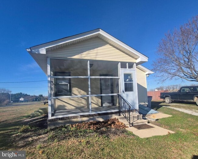 Building Photo - 4866 Trento Ave