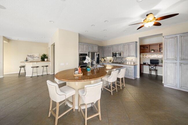 Building Photo - 3 Pyramid Lake Ct