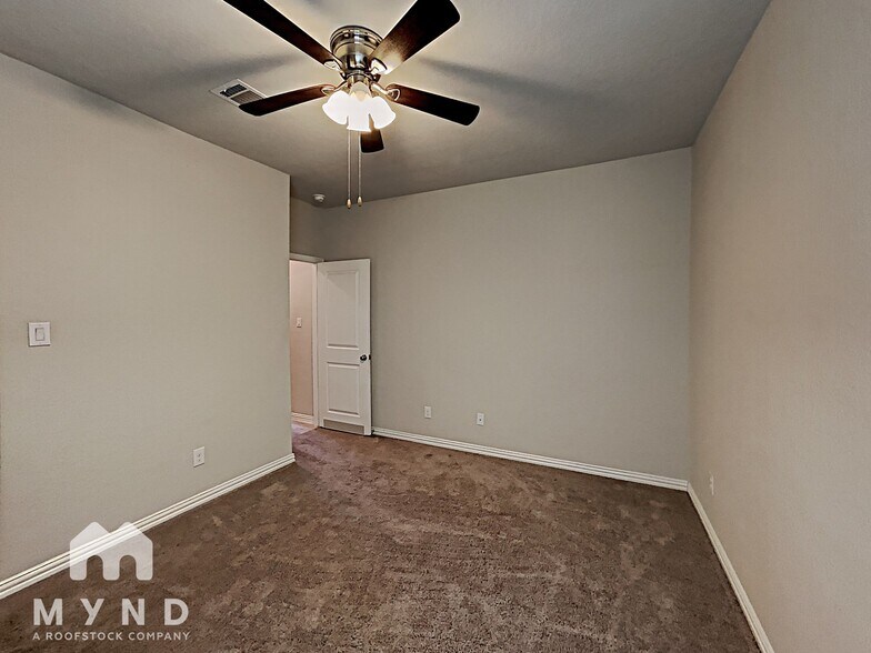 Building Photo - 15003 Gelding Hts