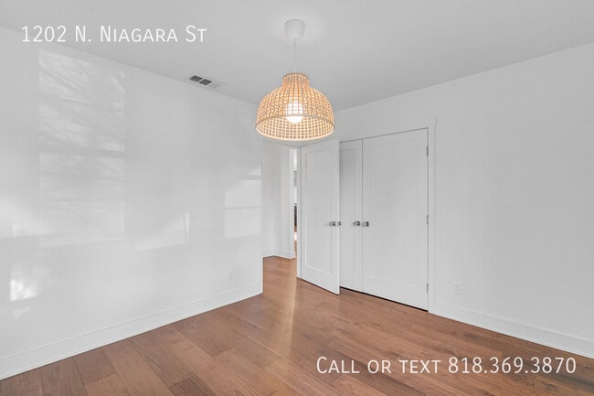 Building Photo - 1202 N Niagara St