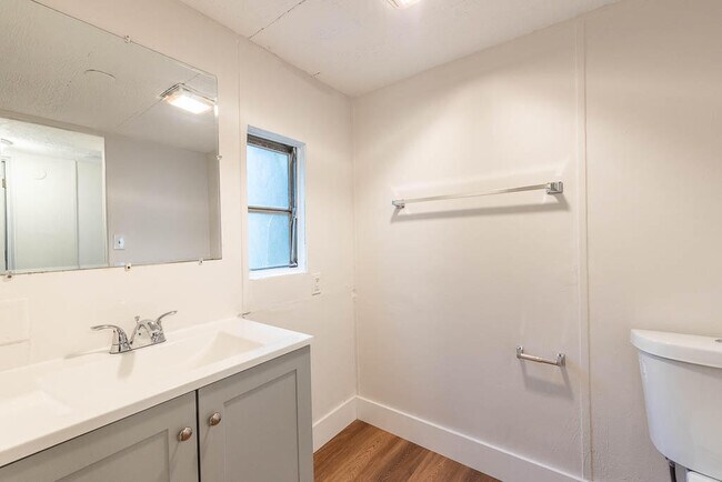 Building Photo - 23023 Watergate Cir