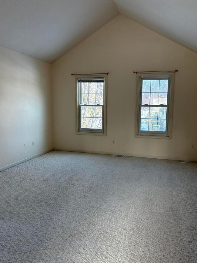 Building Photo - 1280 Waterways Dr