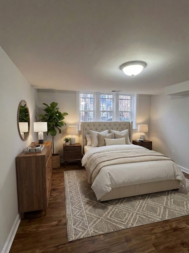 Building Photo - 2138 N Kildare Ave