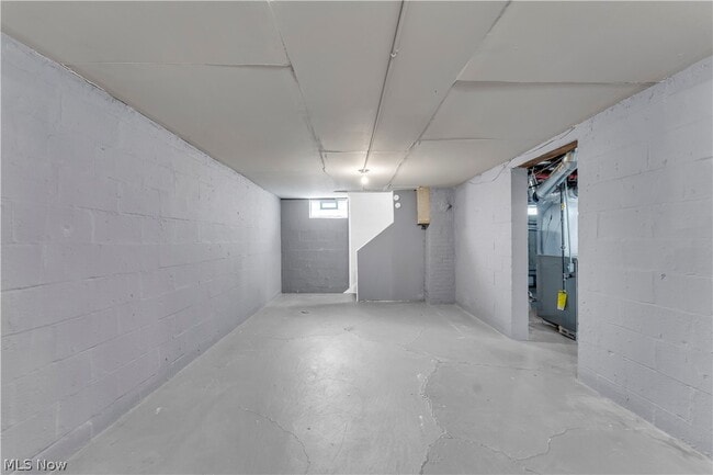 Building Photo - 16705 Glendale Ave