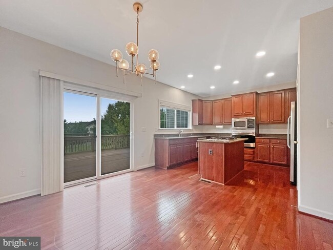 Building Photo - 8173 McCauley Way