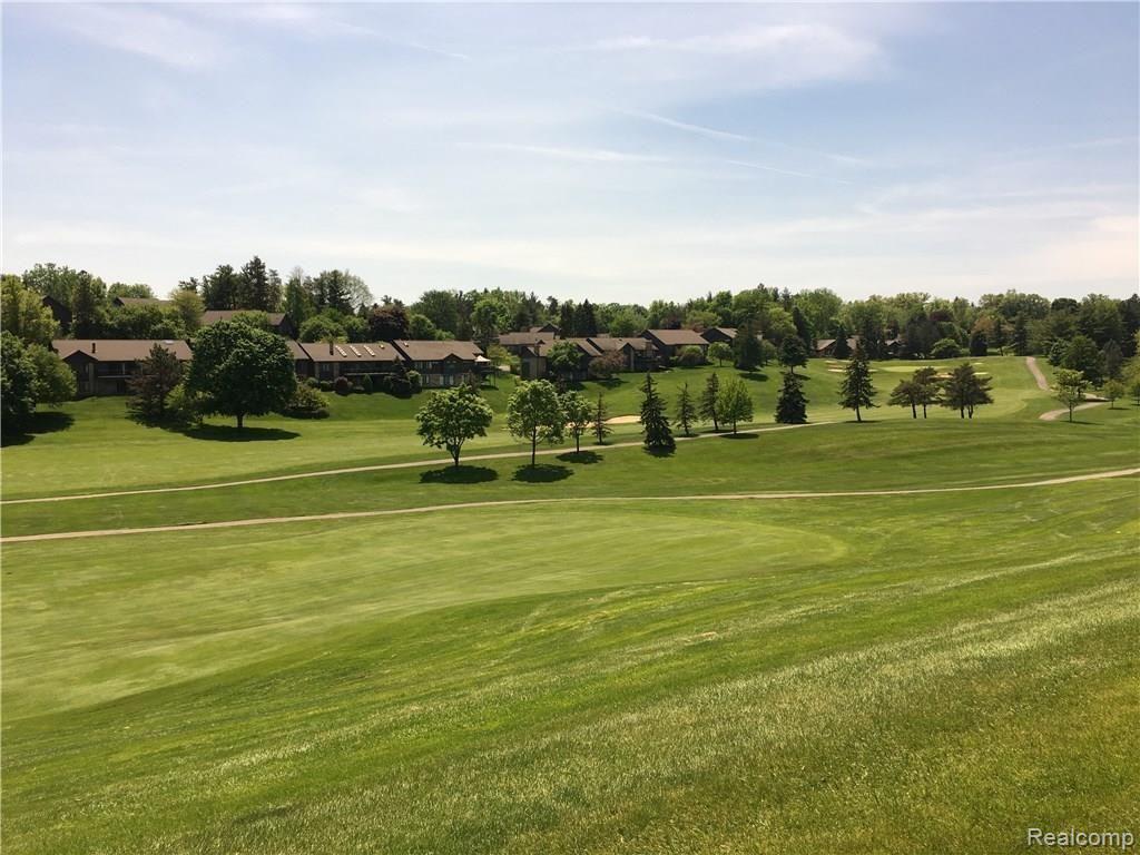 Building Photo - 1829 Golf Ridge Dr