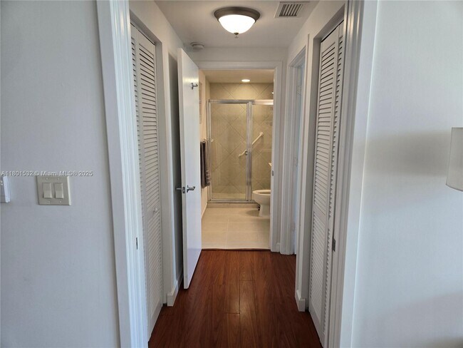 Building Photo - 335 S Biscayne Blvd