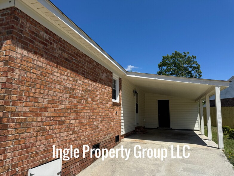 Building Photo - 5139 Chesapeake Rd