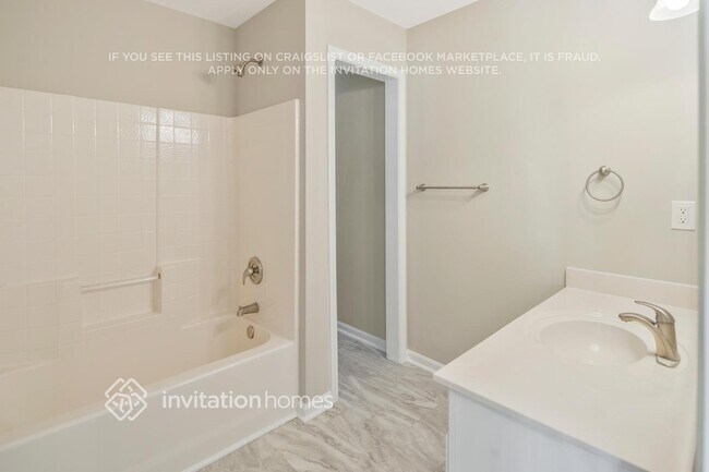 Building Photo - 8807 Glenover Cir