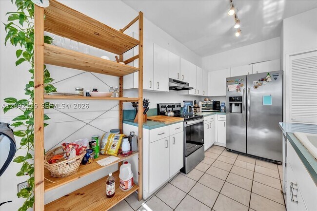 Building Photo - 1408 NW 126th Ave