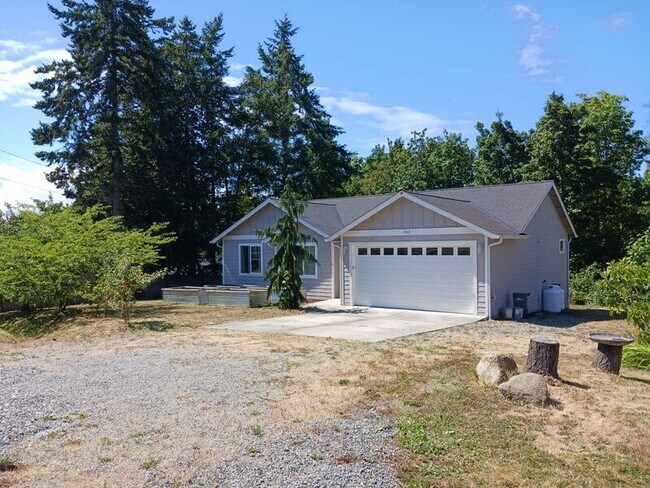 Building Photo - 942 Hadley Way