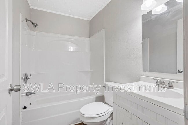 Building Photo - 732 Murbelle Rd