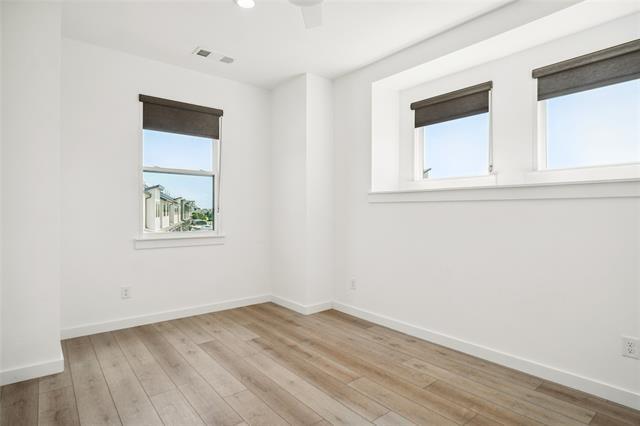 Building Photo - 3811 Rosemont Dr