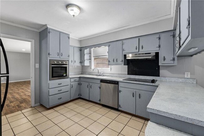 Building Photo - 207 Cache Cir