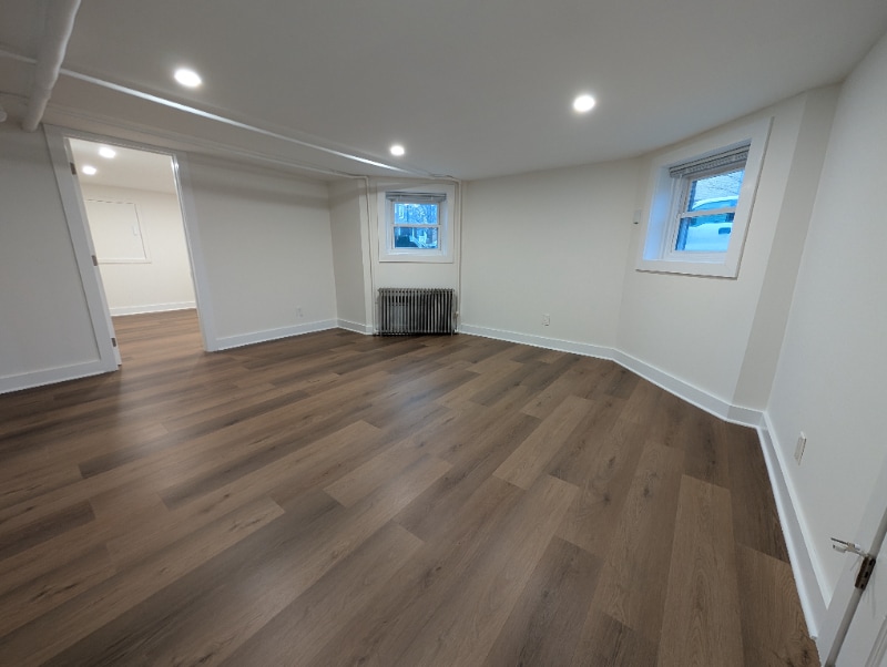 Building Photo - 4159 N Ridgeway Ave