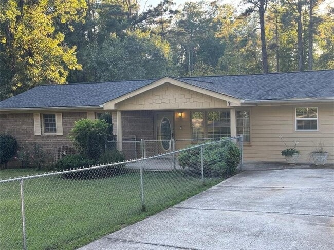 Primary Photo - 2016 Cleburne Pkwy