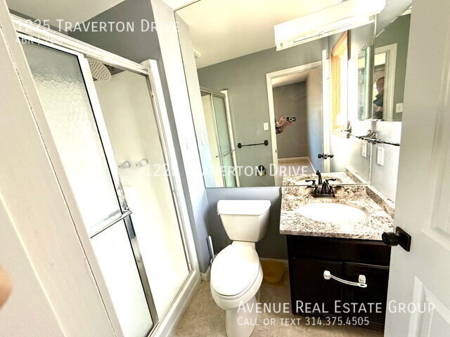 Building Photo - 1225 Traverton Dr