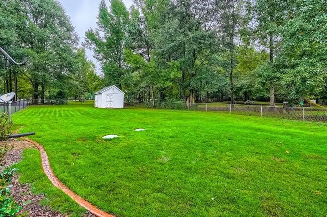 Building Photo - Updated 3BR Home on Corner Lot in Whitewater School District