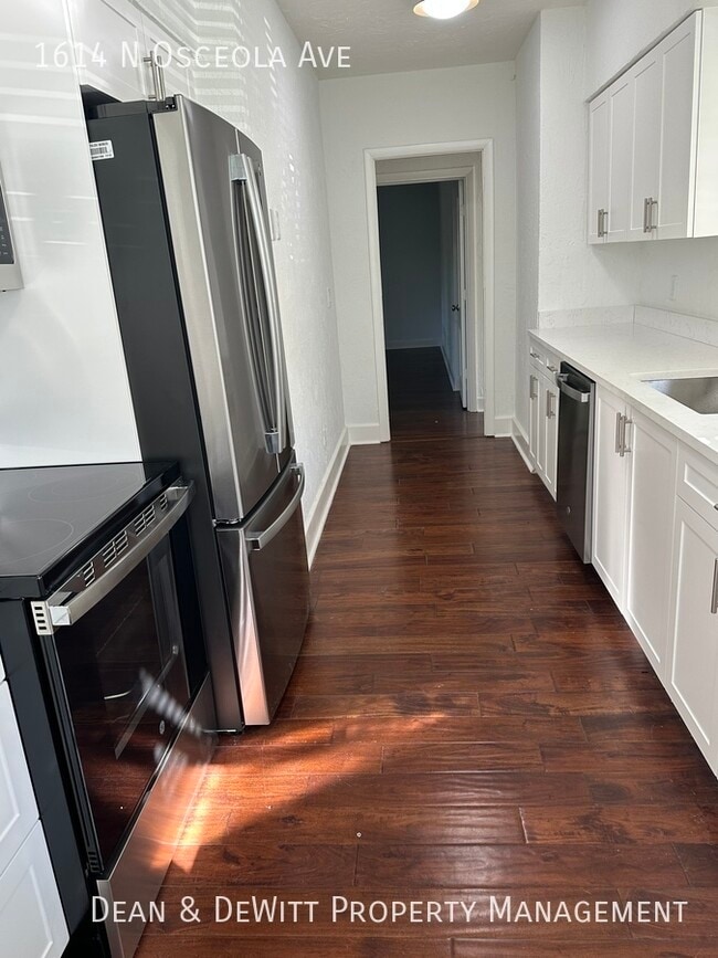 Building Photo - 1614 N Osceola Ave