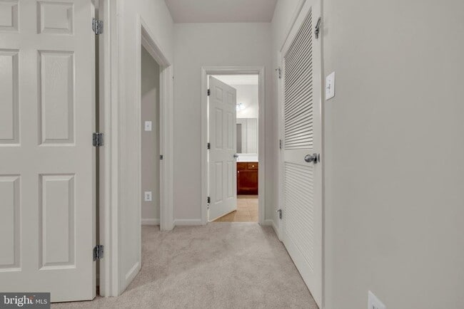 Building Photo - 8222 Morris Pl