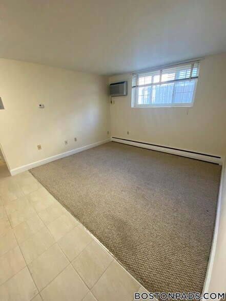 Building Photo - 12 Brattle Dr