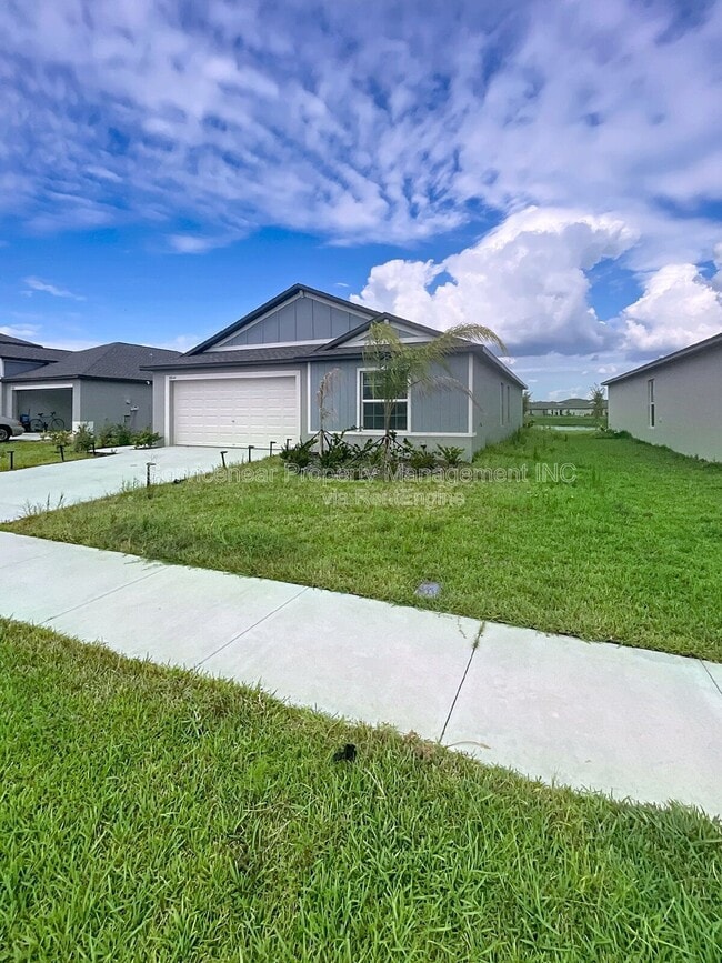 Building Photo - 8844 Bay Leaf Dr
