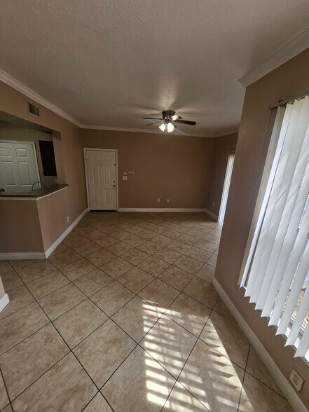 Building Photo - 5525 Pga Blvd