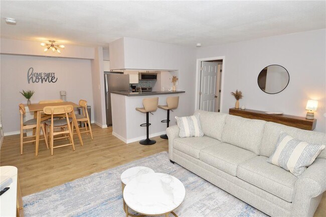 Building Photo - 8653 Fancy Finch Dr